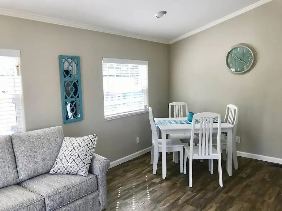 Semesterbostad Pinecraft Blue Heron Tiny Home Sarasota USA